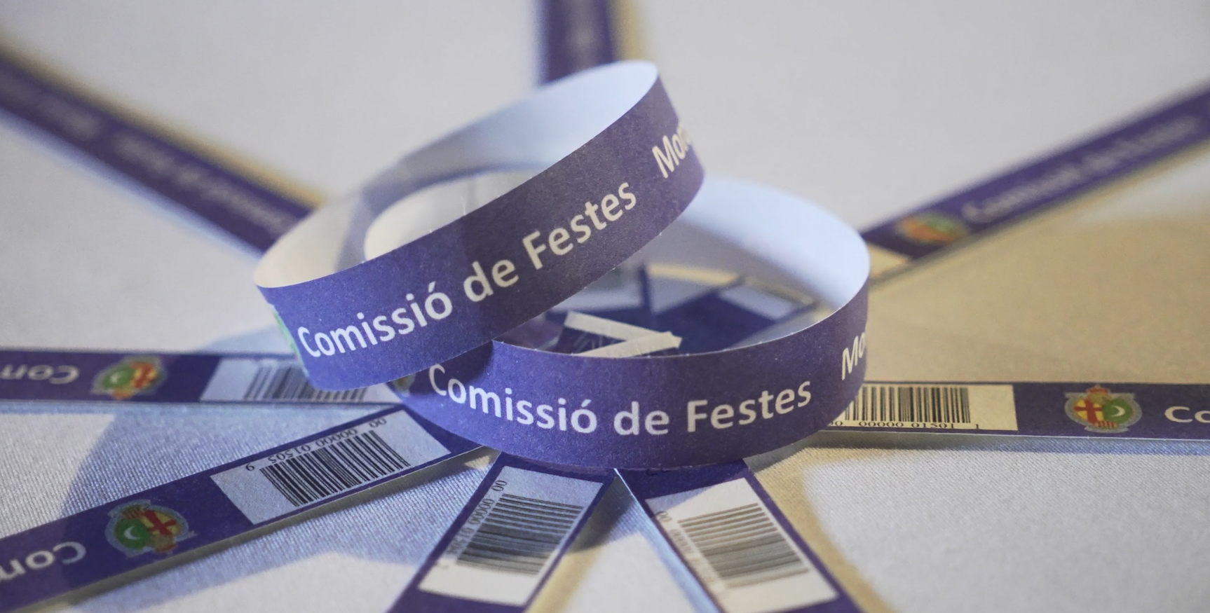 Pulsera de acceso exclusiva con diseño moderno